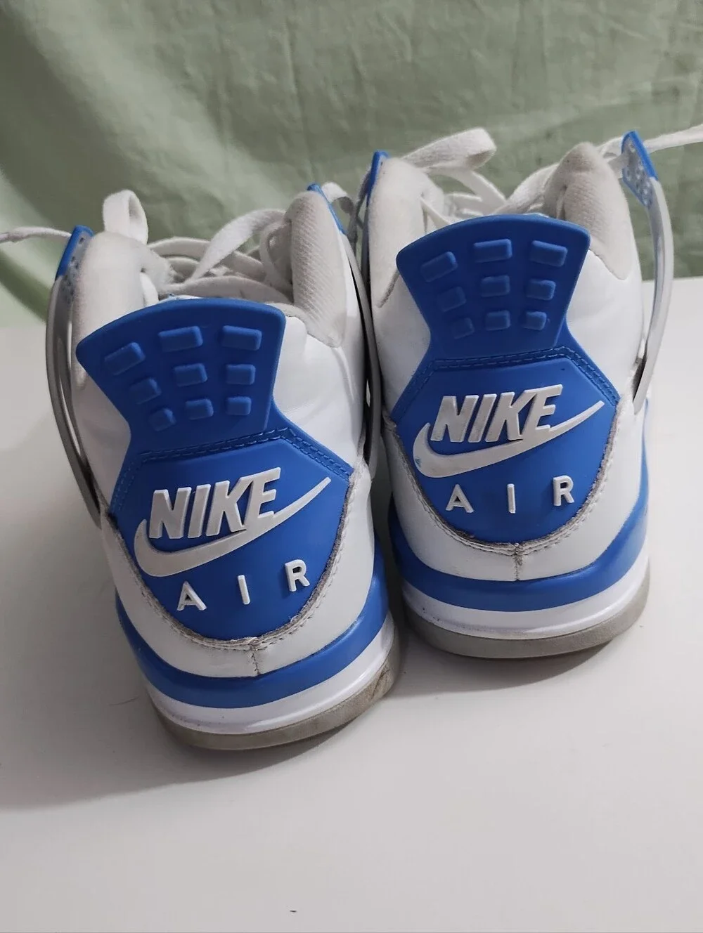 Size 9 - Air Jordan 4 Retro 2024 Military Blue